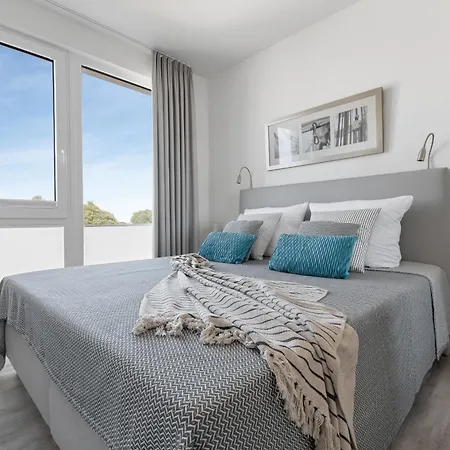 Beachloungeone- 1 Og, Meerblick, Balkon, Kamin, Sauna Διαμέρισμα *